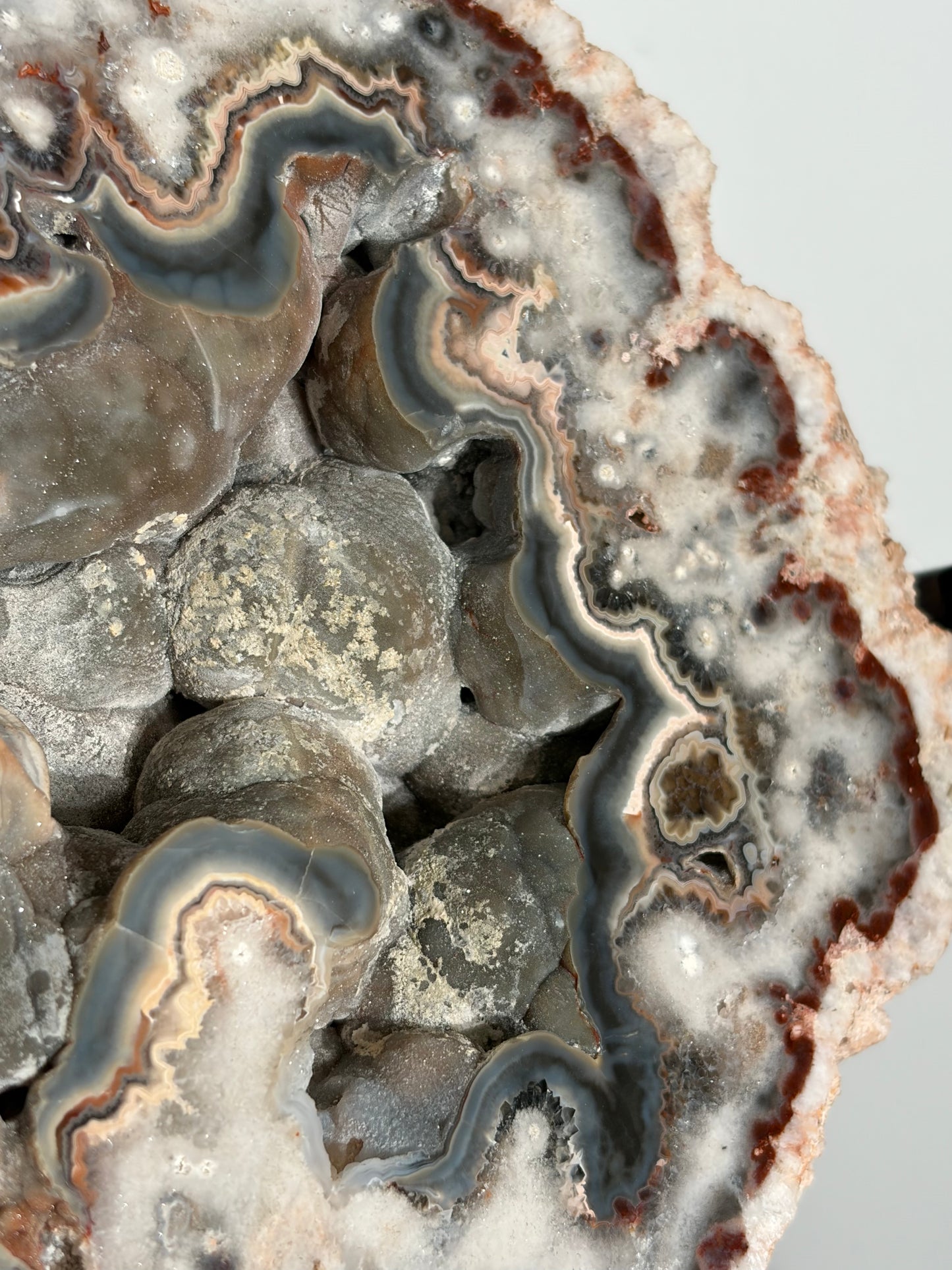 Argentinian Agate Crystal Jewellery Box on Statement Display Stand