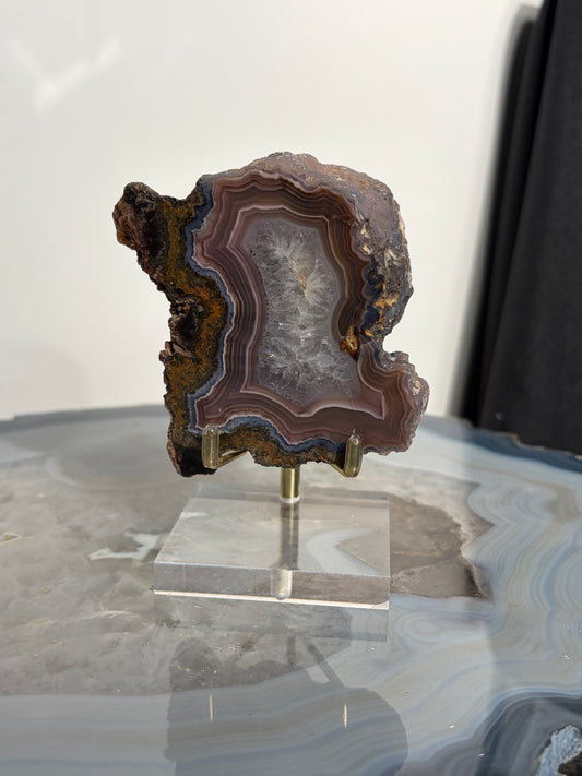 "Cosmic Curtain" Mauve Laguna Agate Specimen with Sagenite Inclusions and Parallax Effect