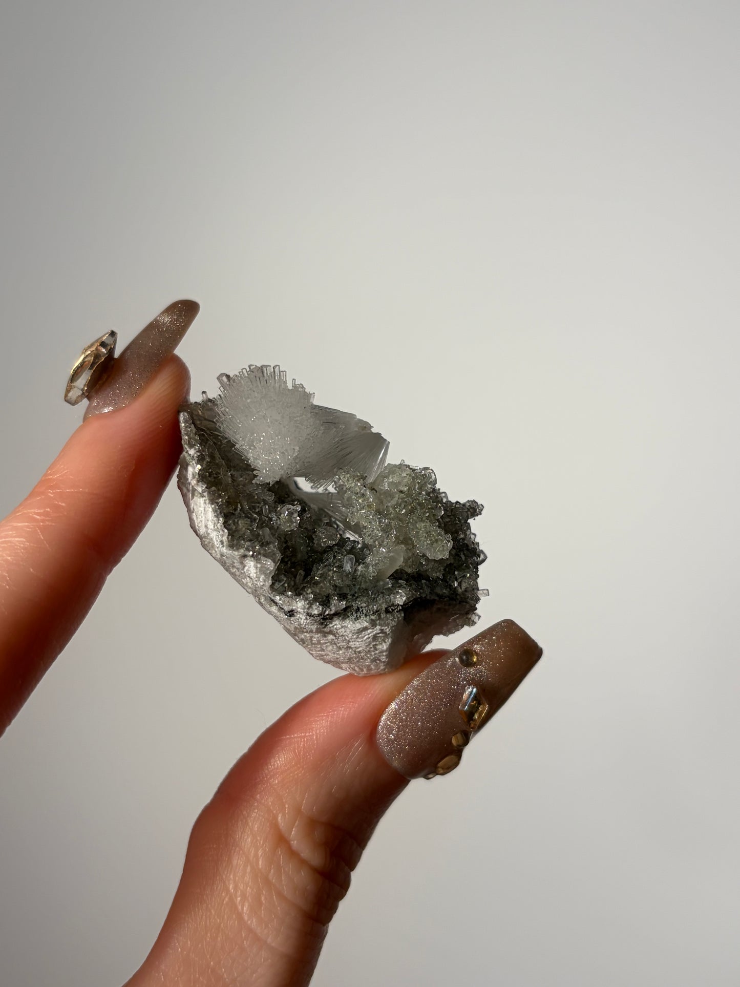 Bowtie Natrolite Specimen with Quartz and Apophyllite H