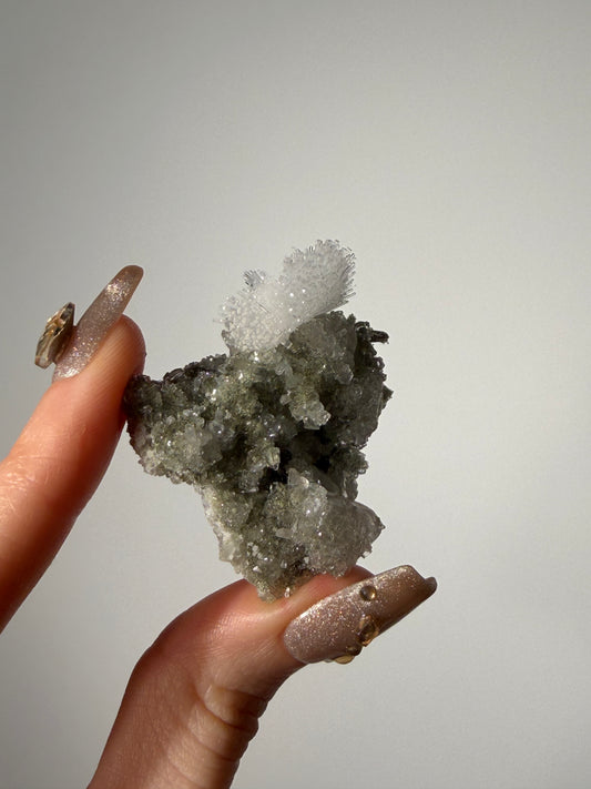 Natrolite Specimen with Quartz, Apophyllite & Calcite I