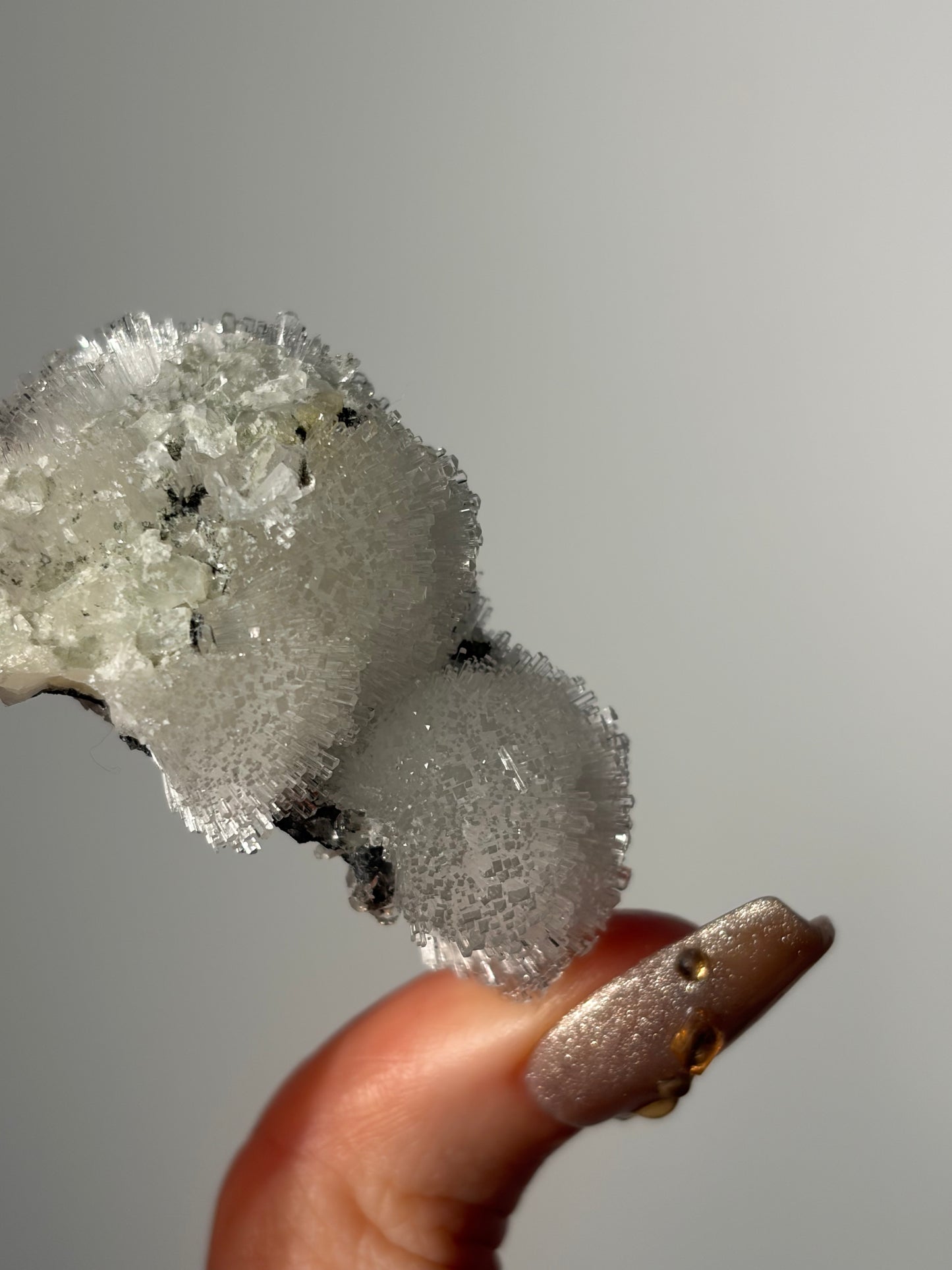 Natrolite Specimen with Quartz and Rhombohedral Calcite O