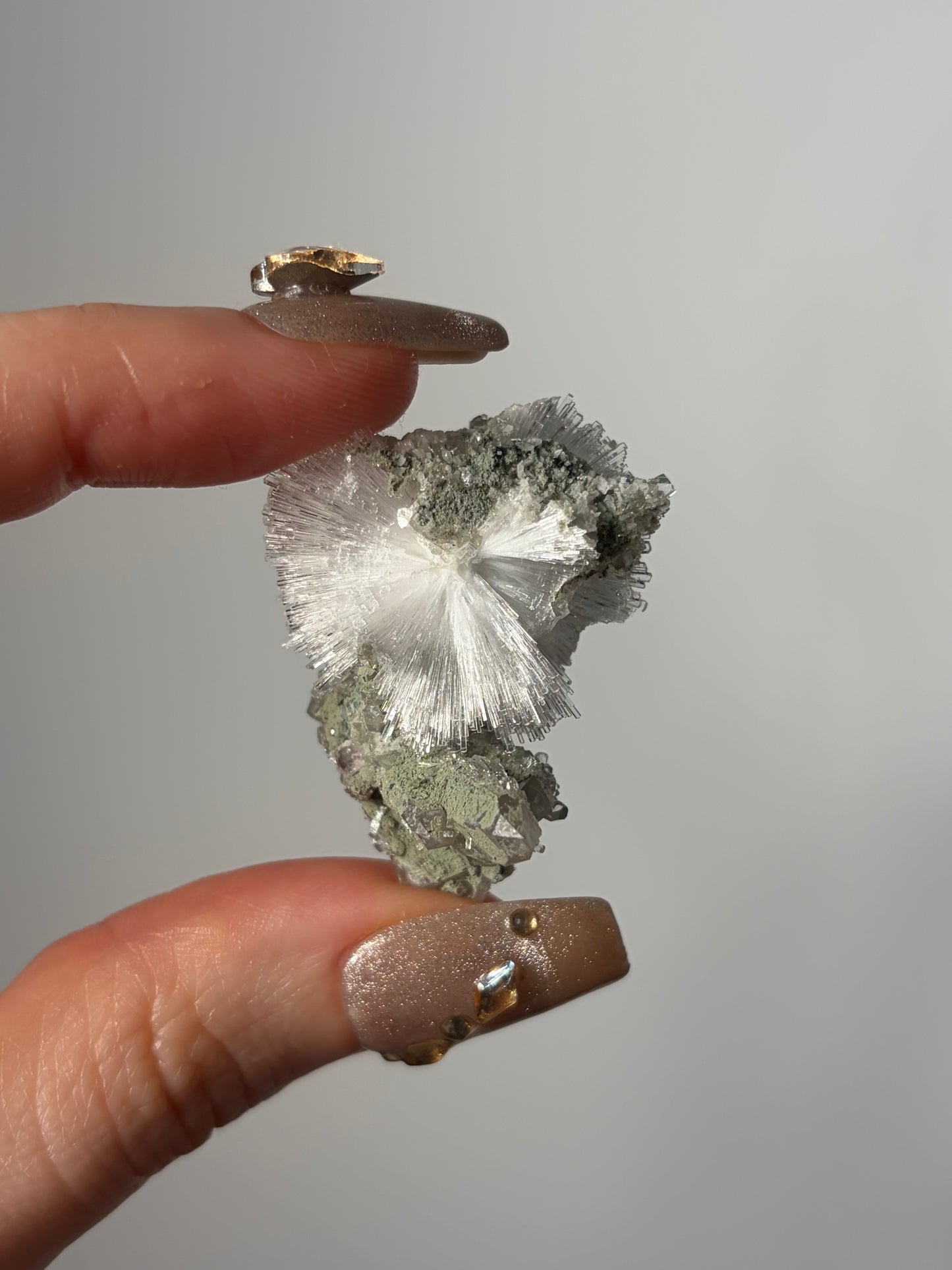 Natrolite Specimen with Apophyllite Coated Quartz Q