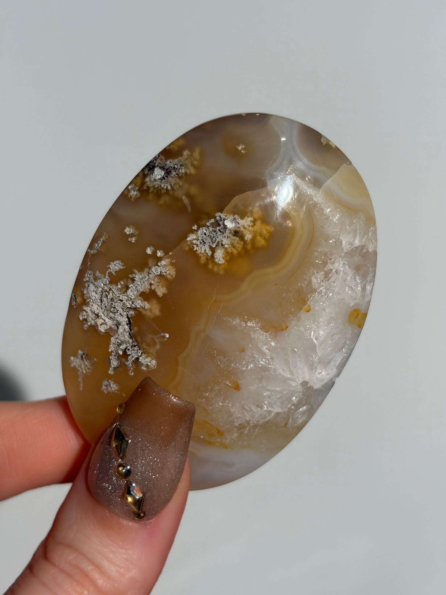 “Honey World” Carnelian Nebula Agate Palmstone B
