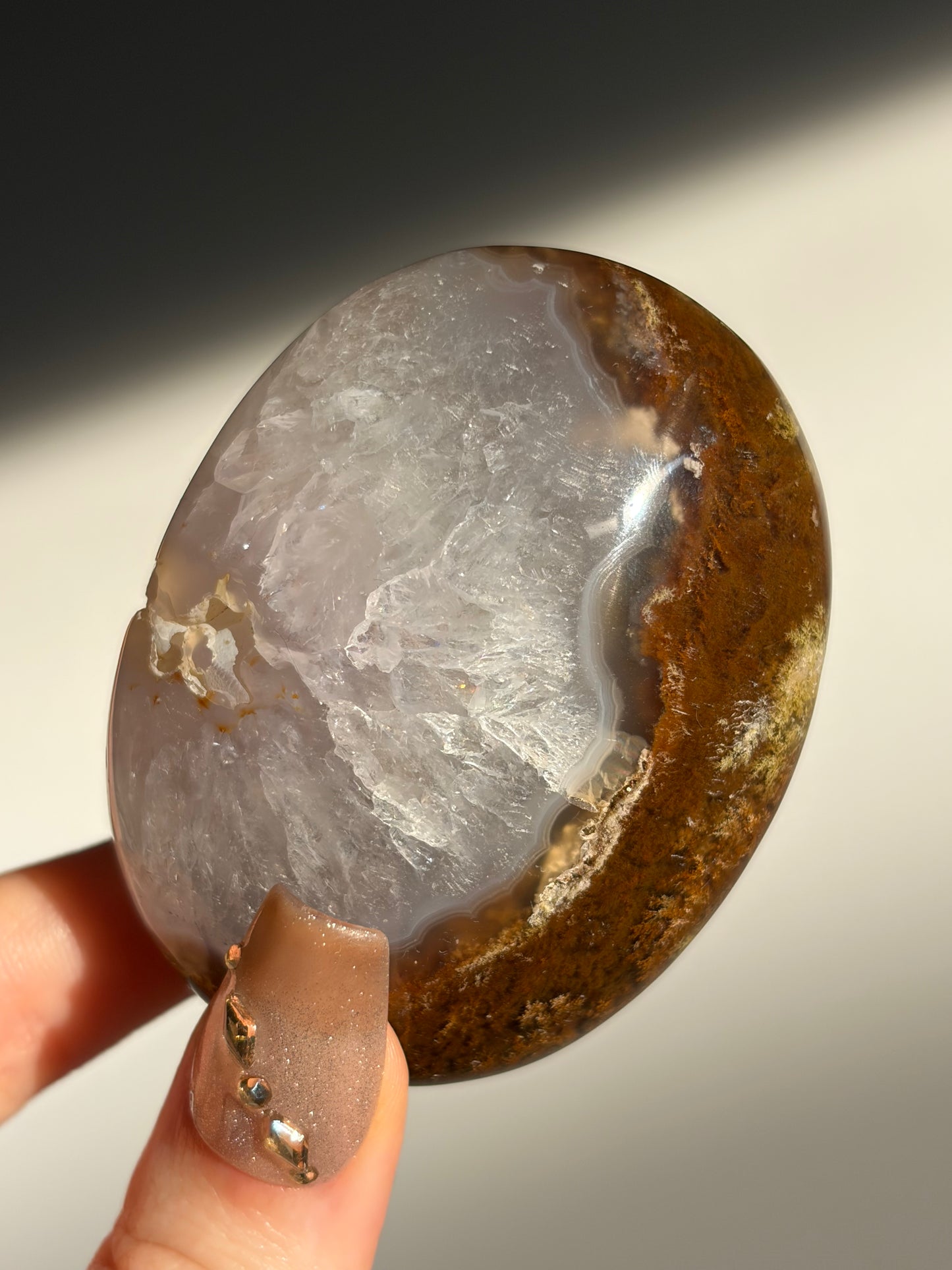 Nebula Agate Palmstone F