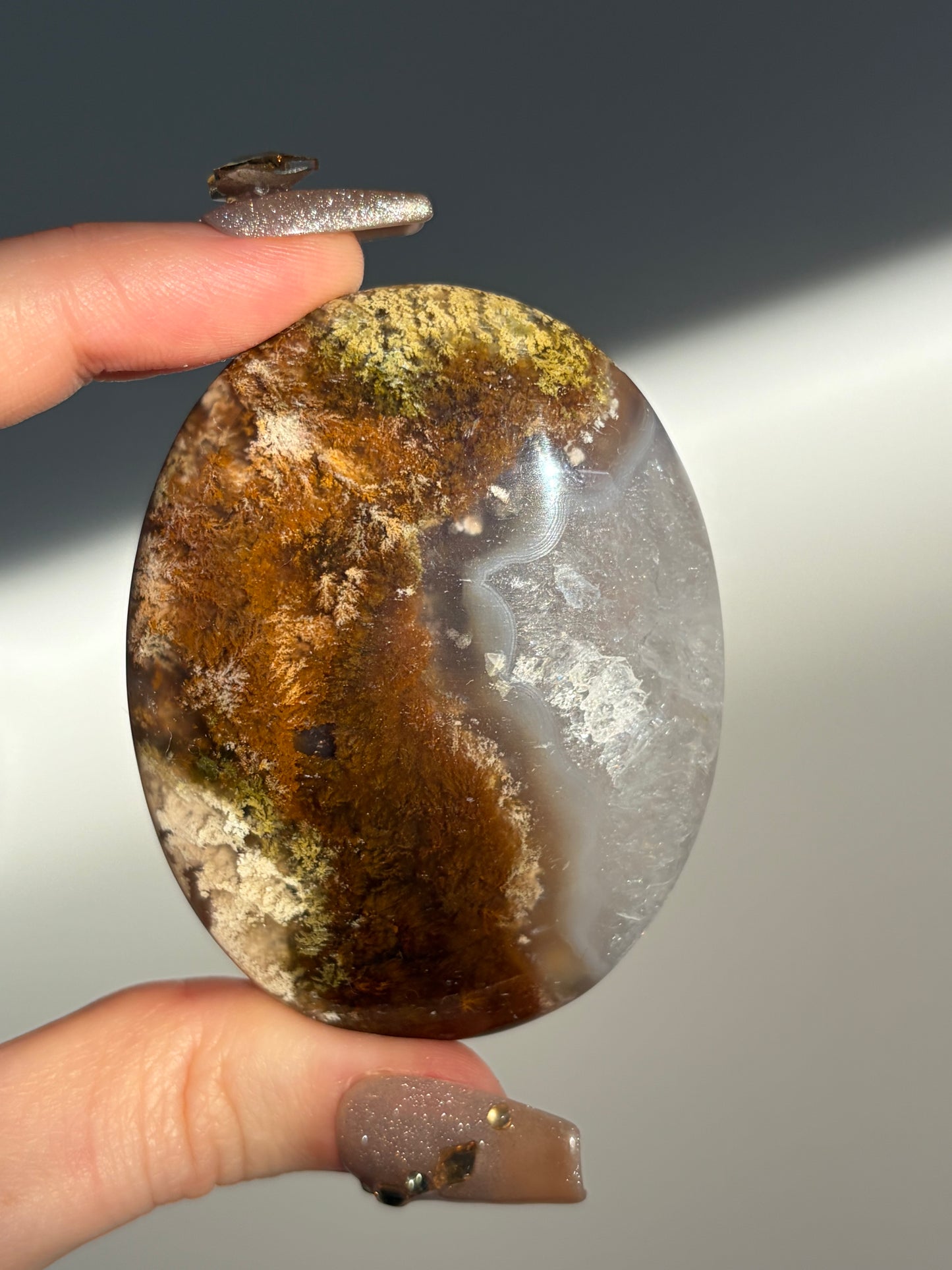 Nebula Agate Palmstone N