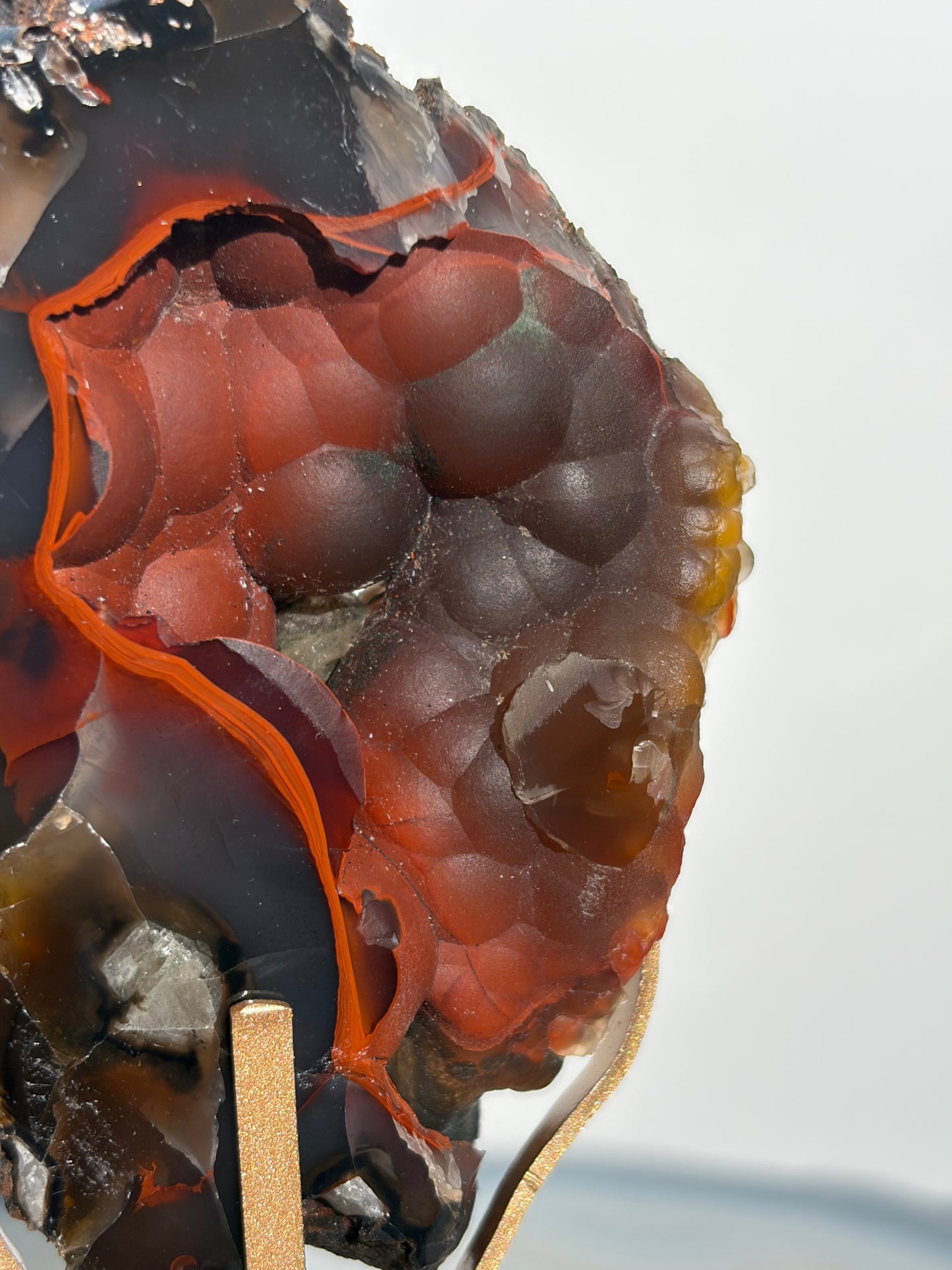 "Renard" Red Fox Agate on Custom Display Stand G