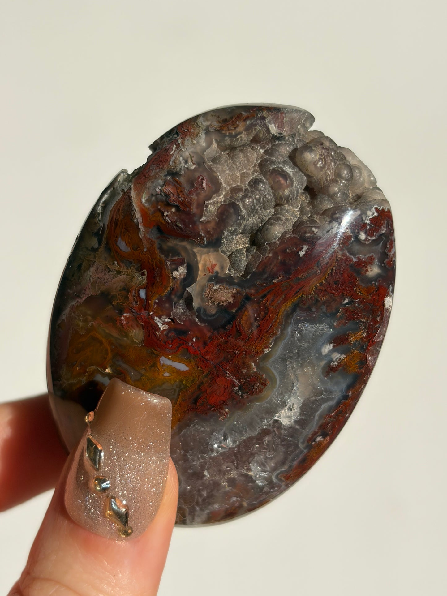 Tembaga Moss in Chalcedony Palmstone A